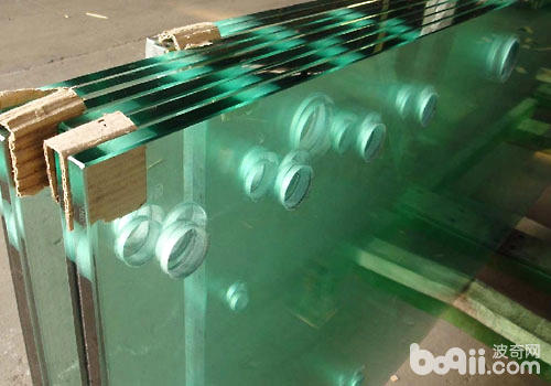 水族豢养中鱼缸玻璃的采用